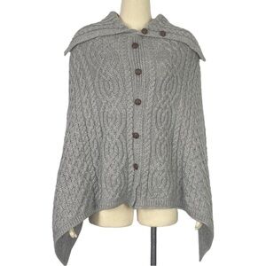 Aran Crafts wool poncho New